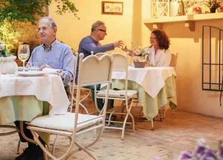Alloggio per agriturismo Eremo Delle Fate