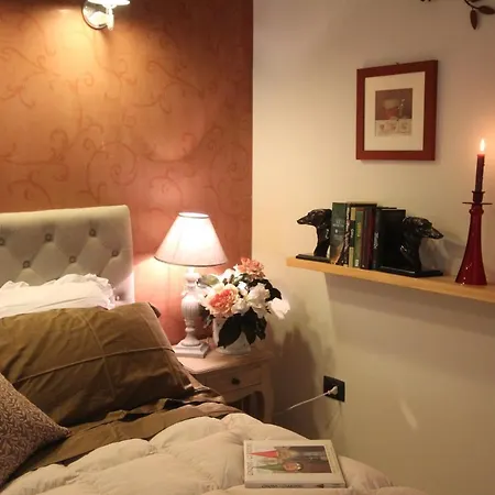 Alloggio per agriturismo Eremo Delle Fate *